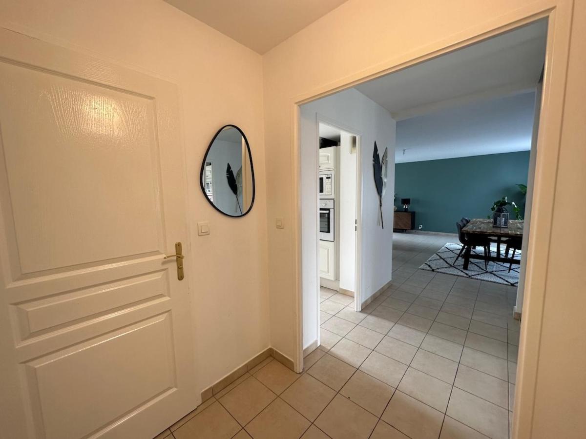L'Escale Du Trianon Apartman Le Plessis-Robinson Kültér fotó
