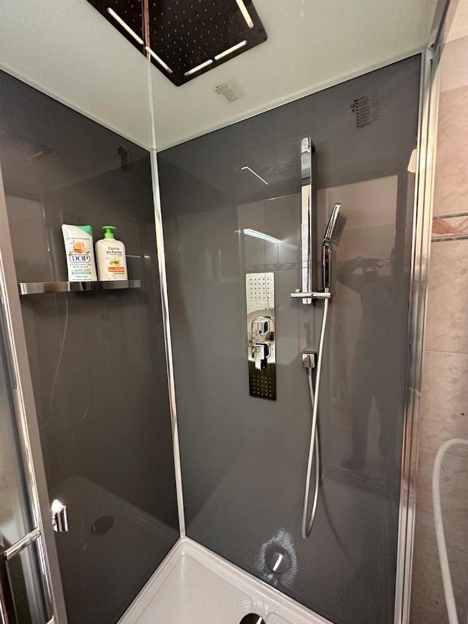 L'Escale Du Trianon Apartman Le Plessis-Robinson Kültér fotó