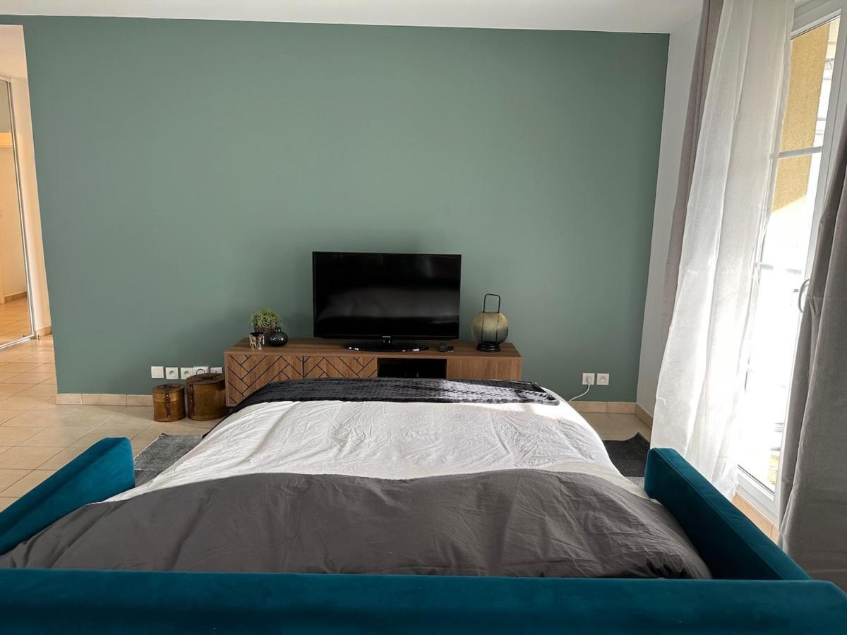 L'Escale Du Trianon Apartman Le Plessis-Robinson Kültér fotó