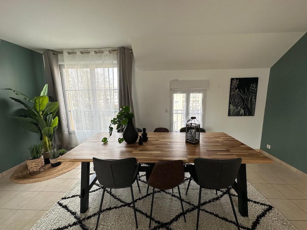 L'Escale Du Trianon Apartman Le Plessis-Robinson Kültér fotó